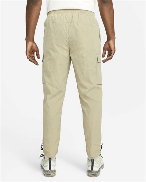 Nike Sportswear Repeat Men's Lightweight Woven Pants